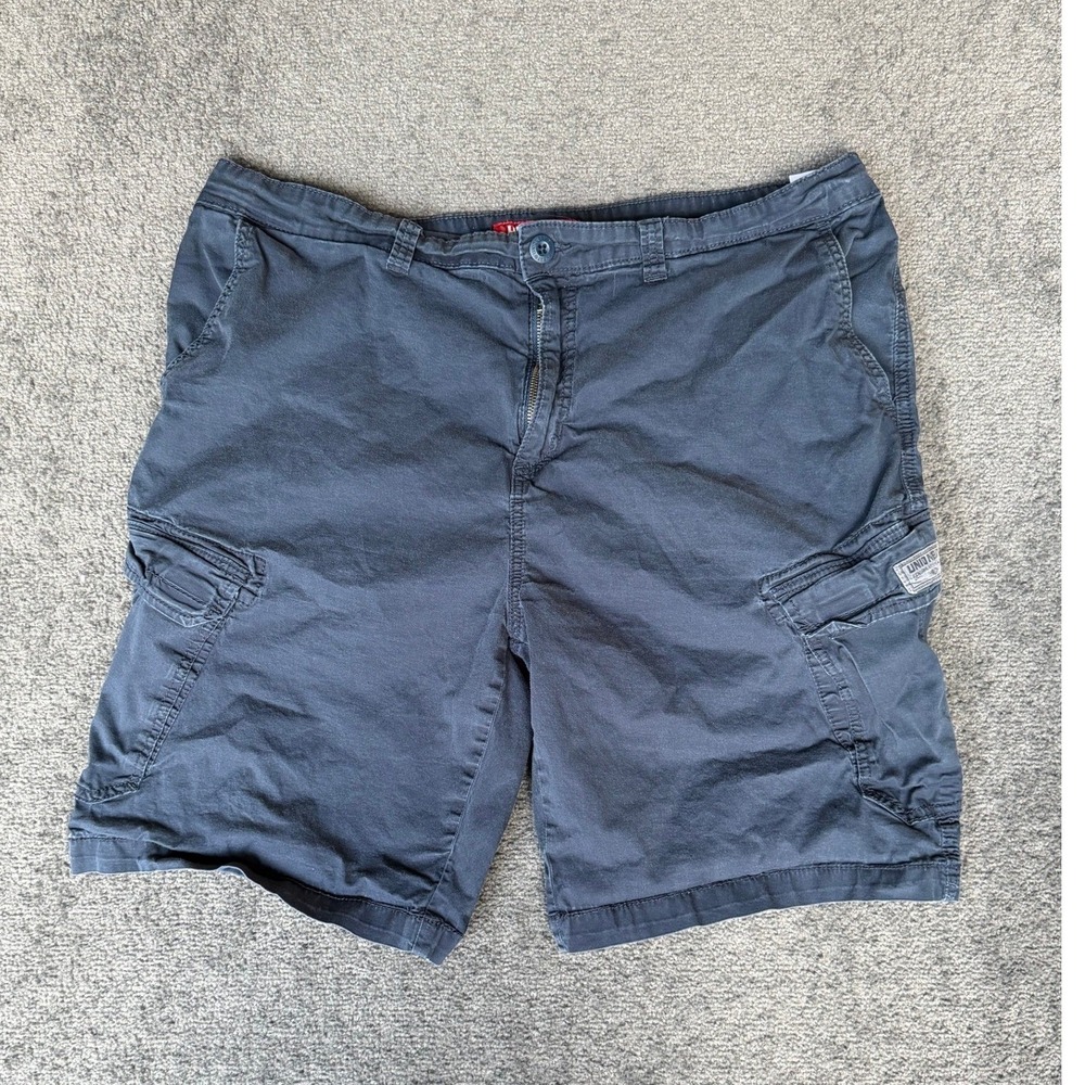 Unionbay Mens Cargo Shorts Charcoal Gray Relaxed Fit Size 42 Utility Hiking 2810